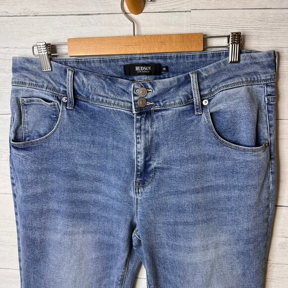 Hudson Jeans Womens Size 14 Blue Denim Straight Leg Back Flap Pockets Stretch - Picture 9 of 16